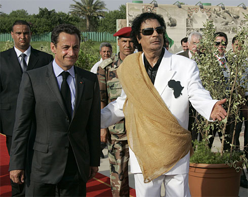 Description: Description: Description: Description: Description: Description: G:\Photos\_Temp\Libya\Khadafi with other famous\Khadafi-Nicolas Sarkozy1.jpg