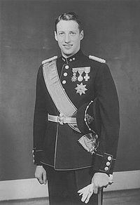 Description: http://upload.wikimedia.org/wikipedia/commons/thumb/4/44/Crown_Prince_Harald_of_Norway.jpg/200px-Crown_Prince_Harald_of_Norway.jpg